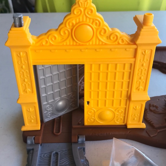 THOMAS & FRIENDS | Take n Play Treasure Tracks Set - Picture 4 of 7